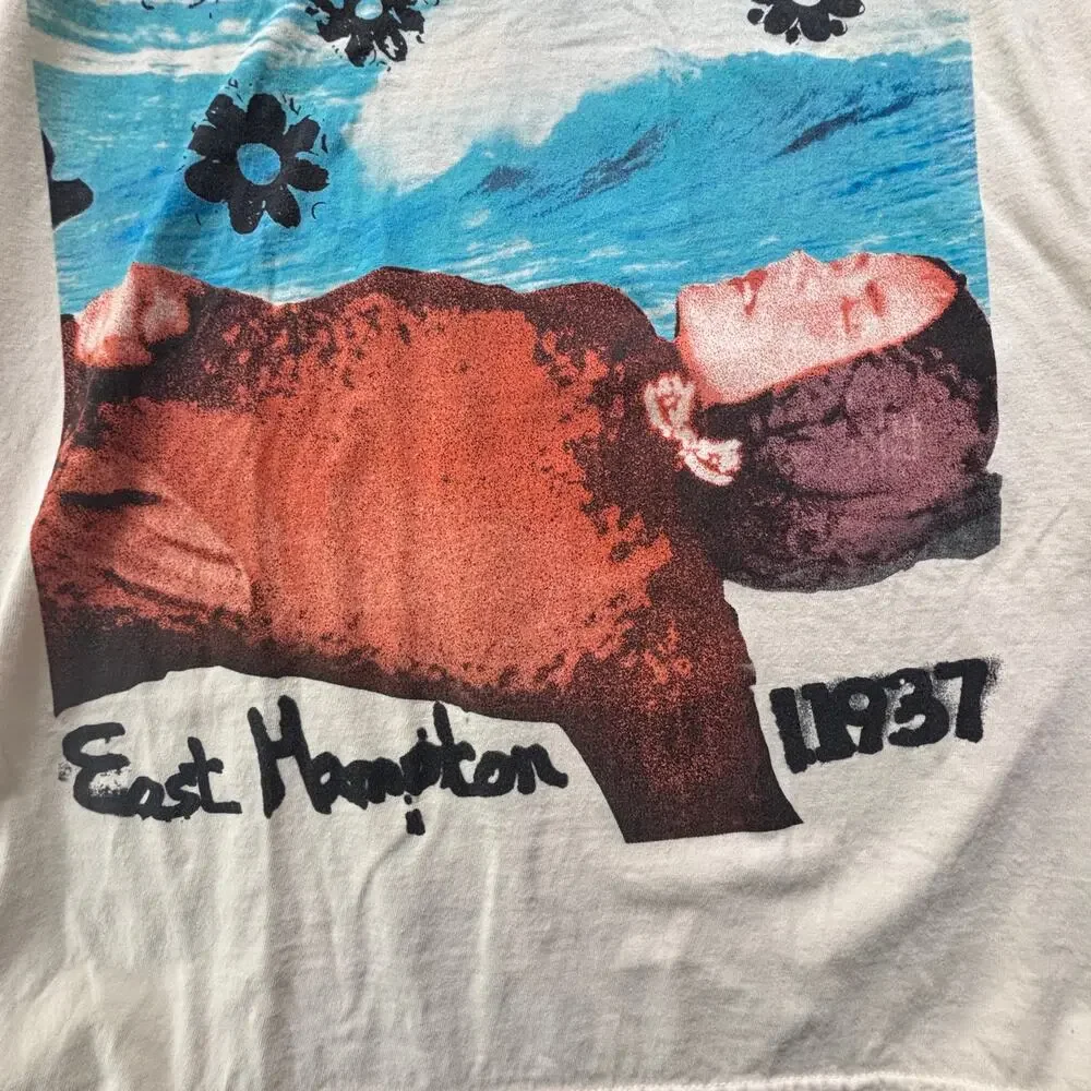 GRAY GARDENS T SHIRT SIZE LARGE BY FEELS SO GOOD